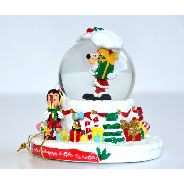 Disney Characters Christmas Snow Globe